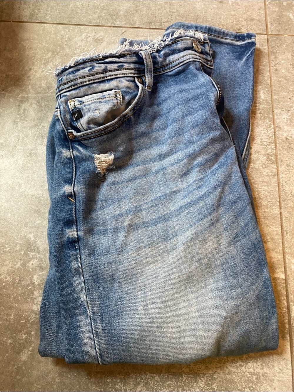 KanCan Men's Light Blue Washed Relaxed Jeans